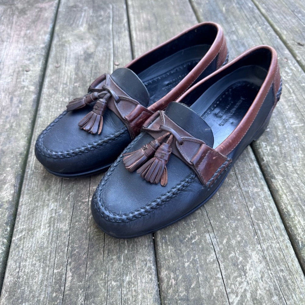 Vintage Johnson & Murphy black and brown tassel loafers